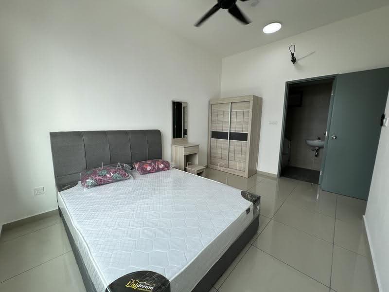 Kediaman Servis untuk Disewa di Parkland Residence - Jaynee Chin - Bedroom - PropertyGuru.com.my
