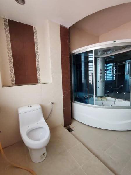 2-storey Terraced House for Sale in Bandar Tasek Mutiara (Simpang Ampat) - Quinn Loh - Bathroom - PropertyGuru.com.my