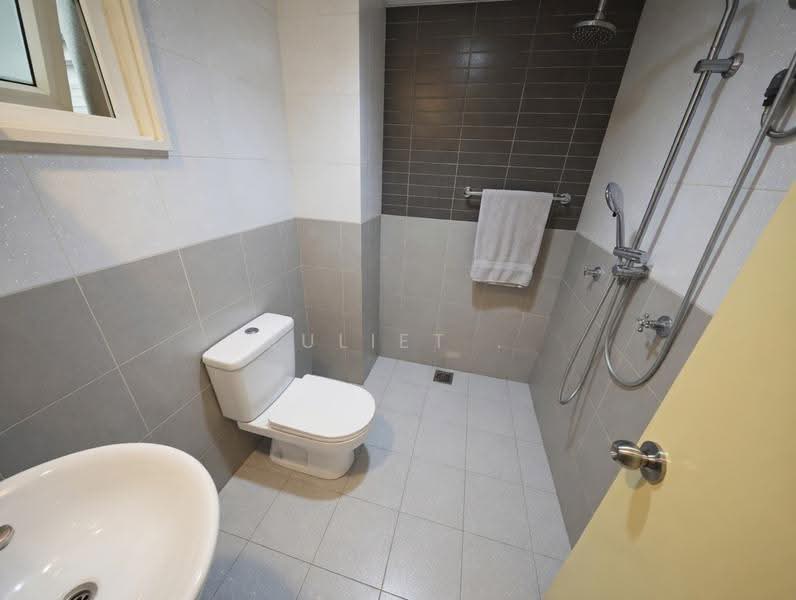 Condominium for Sale at Faber Ria - Juliet . - Bathroom - PropertyGuru.com.my