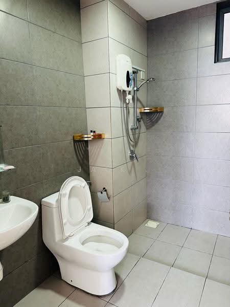 Kondominium untuk Disewa di Casa Green - Jack . - Private Bathroom - PropertyGuru.com.my