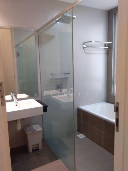 Kondominium untuk Dijual di The Park Residences 1 - Justin Tan - Bathroom - PropertyGuru.com.my