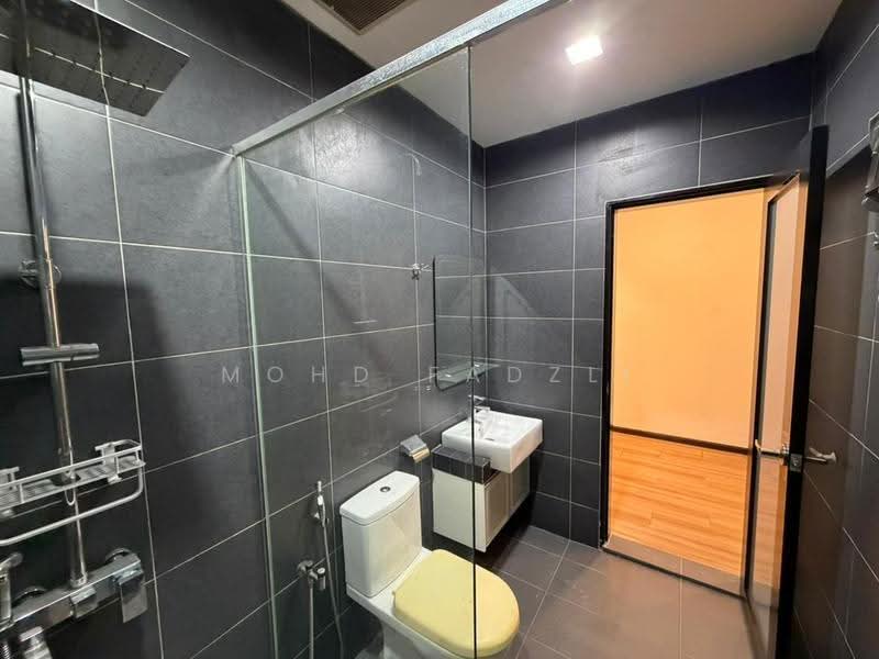 2-storey Terraced House for Sale in Denai Alam (Shah Alam) - Mohd Fadzli - Bathroom - PropertyGuru.com.my