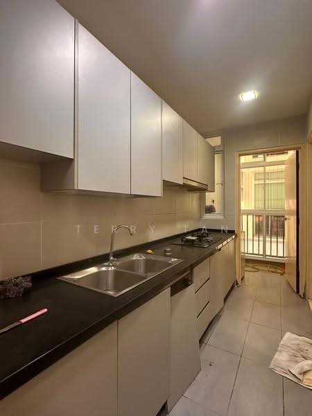 Service Residence for Sale at KSL Residence @ Daya - Terry Tan - Kitchen - PropertyGuru.com.my