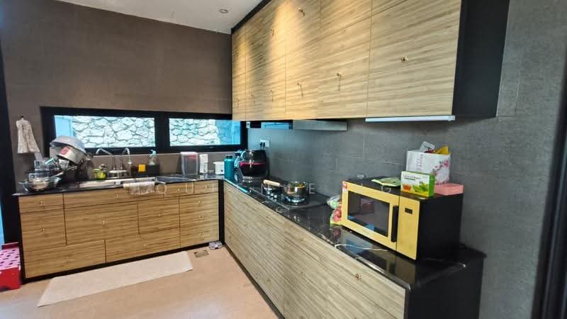 Semi-Detached House for Sale in Johor Bahru (Johor) - Queenie Ng - PropertyGuru.com.my