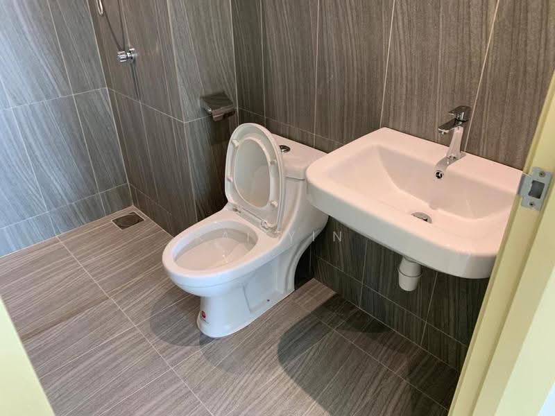 Kondominium untuk Dijual di The Hamilton - Kai Yin - Bathroom - PropertyGuru.com.my