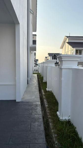 2-storey Terraced House for Sale in Anggun (Rawang) - Tony Siow - Exterior - PropertyGuru.com.my