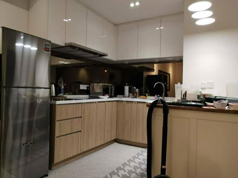 Kediaman Servis untuk Dijual di Radia Residences - muharni sawarin - Kitchen - PropertyGuru.com.my