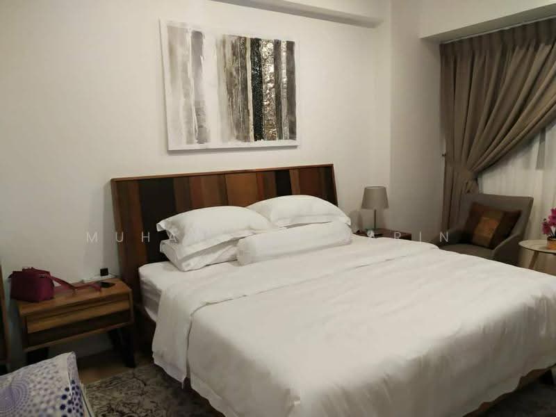 Kediaman Servis untuk Dijual di Radia Residences - muharni sawarin - Bedroom - PropertyGuru.com.my