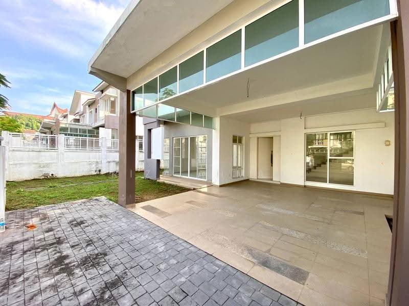 Rumah Berkembar untuk Dijual di D'Kayangan (Shah Alam) - Riza Ahmad - Exterior - PropertyGuru.com.my