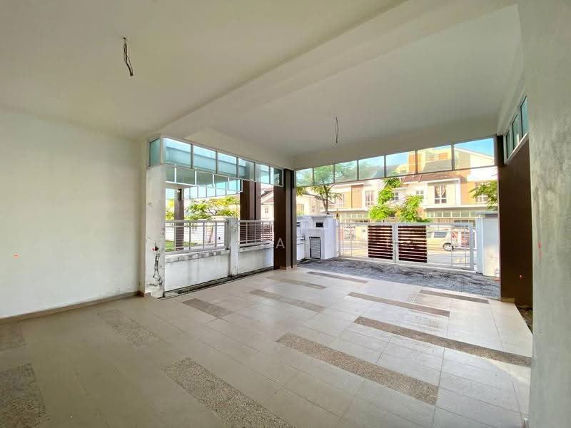 Rumah Berkembar untuk Dijual di D'Kayangan (Shah Alam) - Riza Ahmad - Exterior - PropertyGuru.com.my
