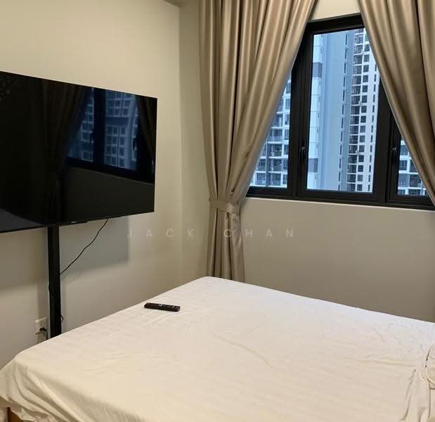Kediaman Servis untuk Dijual di Sunway Avila Residences - Jack Chan - Bedroom - PropertyGuru.com.my