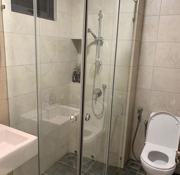 Kediaman Servis untuk Dijual di Sunway Avila Residences - Jack Chan - Bathroom - PropertyGuru.com.my