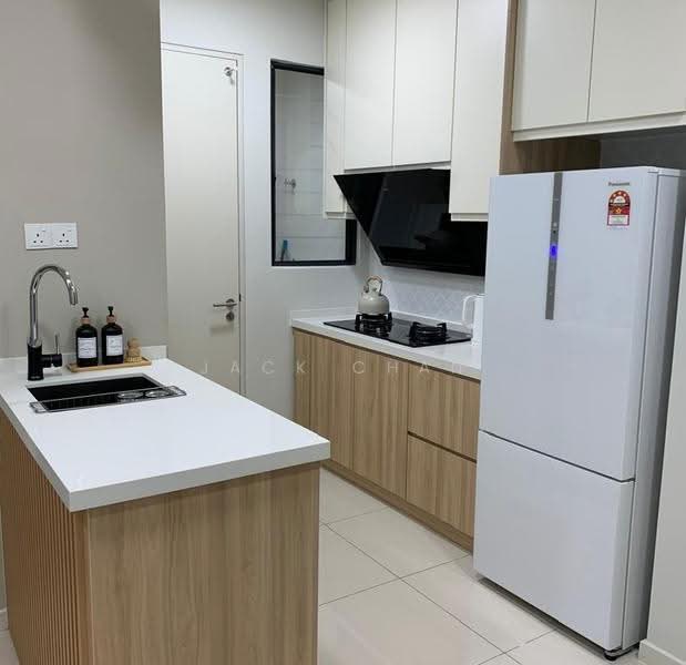 Kediaman Servis untuk Dijual di Sunway Avila Residences - Jack Chan - Kitchen - PropertyGuru.com.my