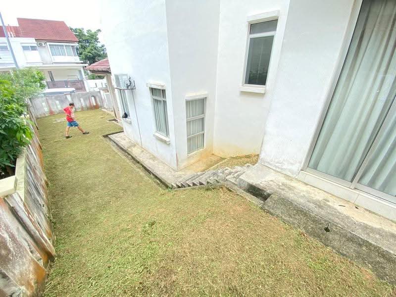 Rumah Berkembar untuk Dijual di Kota Emerald (Rawang) - Jessie Wong - Exterior - PropertyGuru.com.my