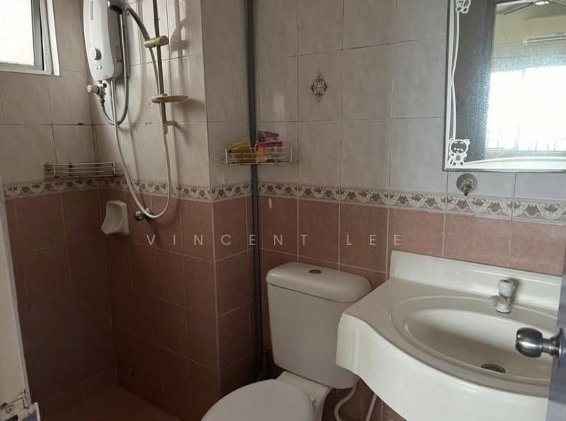 Kondominium untuk Dijual di Ketumbar Hill - Vincent Lee - Bathroom - PropertyGuru.com.my