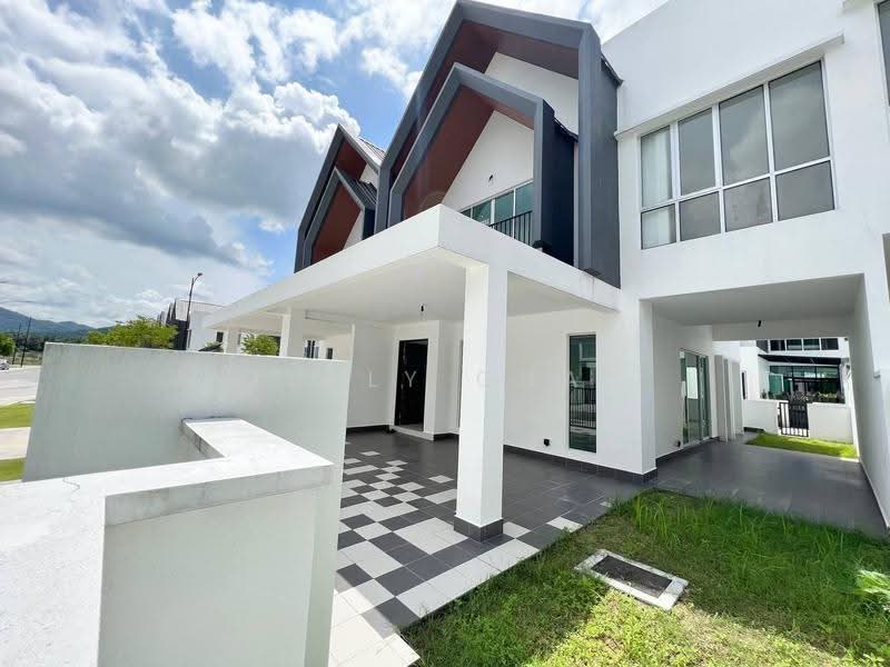 Rumah Teres 2-Tingkat untuk Dijual di Sepang (Selangor) - Jolly Chai - Exterior - PropertyGuru.com.my