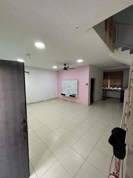 2-storey Terraced House for Sale in Kajang (Selangor) - Farhan Rafael - Living Room - PropertyGuru.com.my