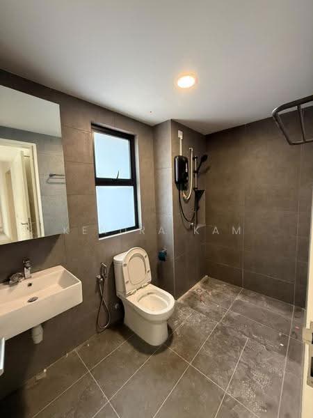 Condominium for Rent at D'Terra Residences - Kendra Kam - Bathroom - PropertyGuru.com.my