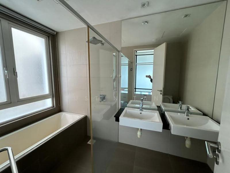 Kondominium untuk Dijual di The Park Residences 1 - Justin Tan - Bathroom - PropertyGuru.com.my