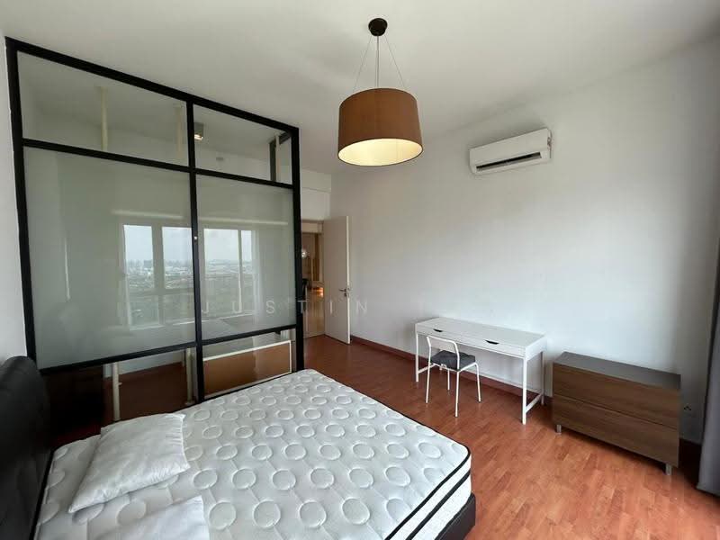 Kondominium untuk Dijual di The Park Residences 1 - Justin Tan - Bedroom - PropertyGuru.com.my