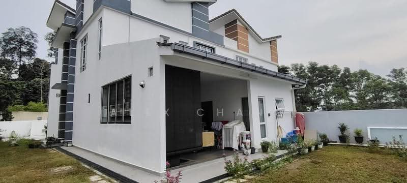 Rumah Berkembar untuk Dijual di Seksyen U10 (Shah Alam) - Alex Chang - Exterior - PropertyGuru.com.my
