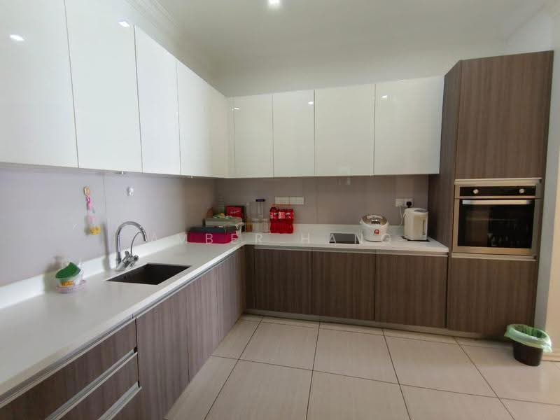 Condominium for Rent at The LIGHT COLLECTION II - Amber Hang - PropertyGuru.com.my