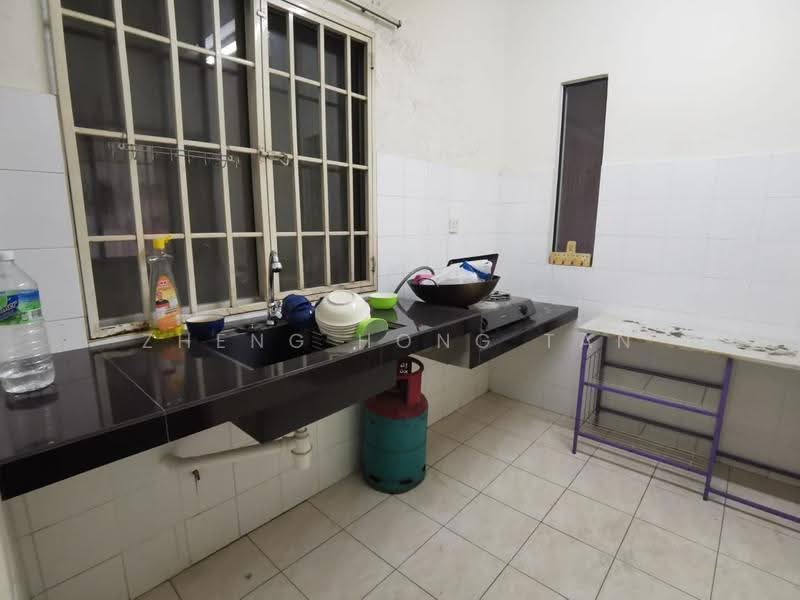 Kondominium untuk Dijual di Prima Setapak Condominium - Zheng Hong Tan - Kitchen - PropertyGuru.com.my