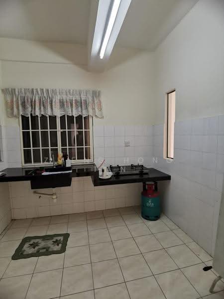 Kondominium untuk Dijual di Prima Setapak Condominium - Zheng Hong Tan - Kitchen - PropertyGuru.com.my