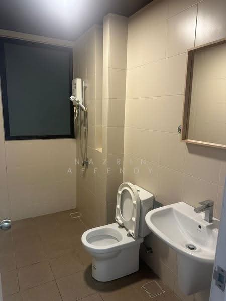Kediaman Servis untuk Disewa di i-SOHO @ i-City - Nazrin Affendy - Bathroom - PropertyGuru.com.my