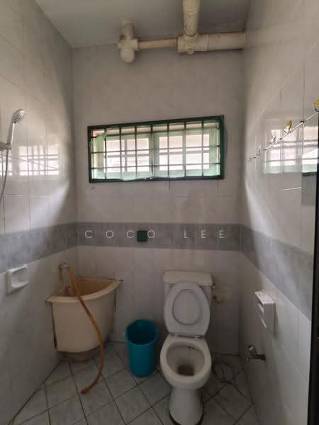 2-storey Terraced House for Rent in Bandar Baru Permas Jaya (Permas Jaya) - Coco Lee - Bathroom - PropertyGuru.com.my