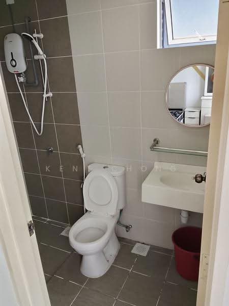 Kondominium untuk Disewa di Simfoni 2 - Kent Chong - Bathroom - PropertyGuru.com.my