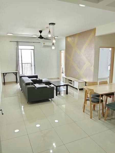 Kondominium untuk Disewa di Simfoni 2 - Kent Chong - Living Room - PropertyGuru.com.my