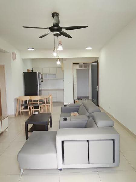 Kondominium untuk Disewa di Simfoni 2 - Kent Chong - Living Room - PropertyGuru.com.my