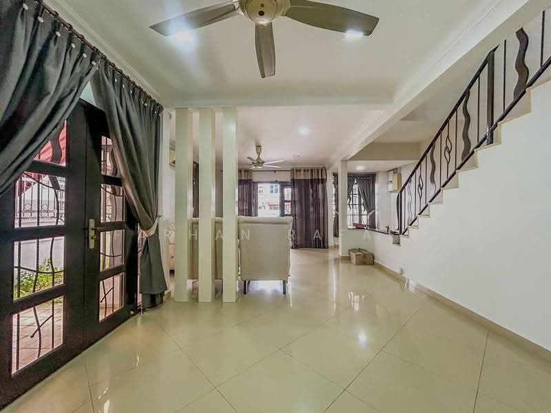 Rumah Teres 2-Tingkat untuk Dijual di Kajang (Selangor) - Farhan Rafael - Living Room - PropertyGuru.com.my