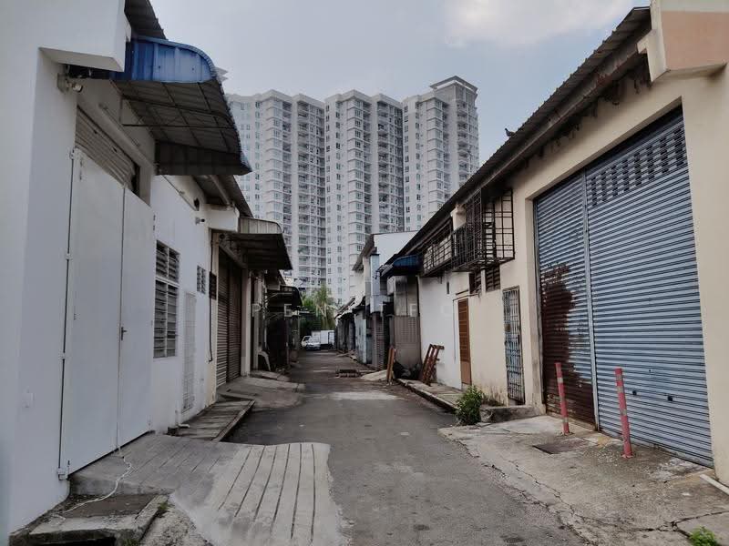 Factory for Rent in Jelutong (Penang) - Pen Teo - Exterior - PropertyGuru.com.my