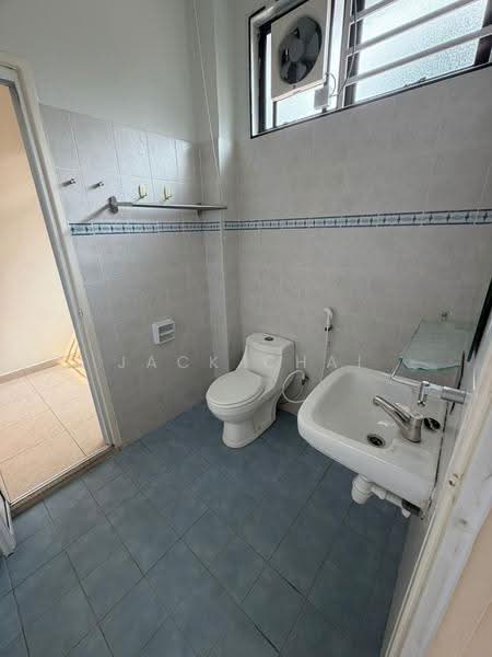 2-storey Terraced House for Rent in Taman Sri Sentosa 2 (Kulai) - Jack Chai - Bathroom - PropertyGuru.com.my