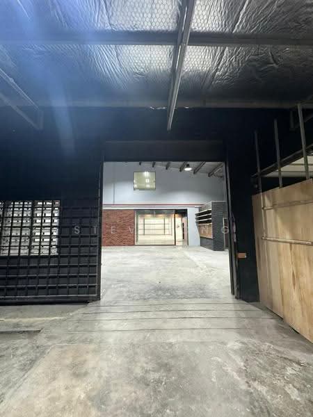 Factory for Sale in Taman Industri Pusat Bandar Puchong (Puchong) - Steve Ong - Entrance - PropertyGuru.com.my