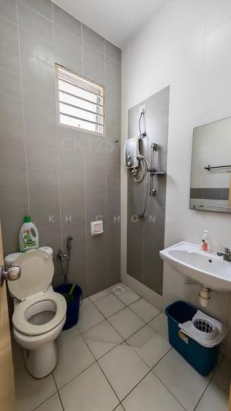 2-storey Terraced House for Sale in Setia Damai (Setia Alam) - KH Chong - Bathroom - PropertyGuru.com.my