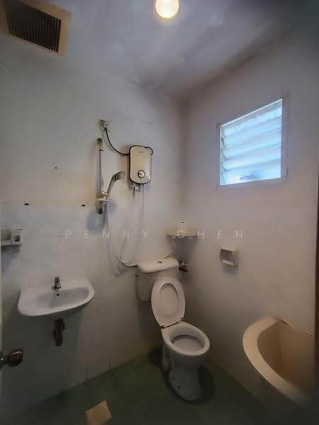 Rumah Teres 1-Tingkat untuk Dijual di Bandar Baru Sri Klebang (Chemor) - PENNY CHEN - Bathroom - PropertyGuru.com.my