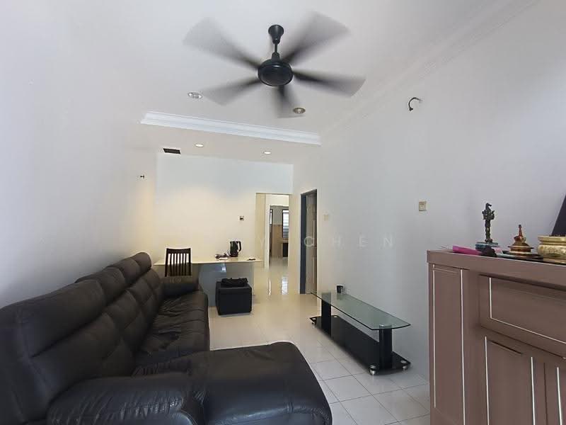 Rumah Teres 1-Tingkat untuk Dijual di Bandar Baru Sri Klebang (Chemor) - PENNY CHEN - Living Room - PropertyGuru.com.my