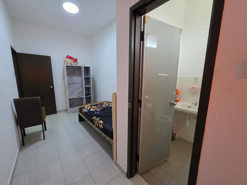 Rumah Bandar untuk Disewa di Kelapa Sawit (Kulai) - Yit Sin - Bedroom - PropertyGuru.com.my
