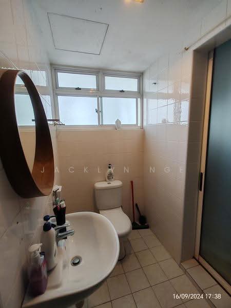 Condominium for Rent at The Plaza Condominium - Jacklyn Nge - Bathroom - PropertyGuru.com.my