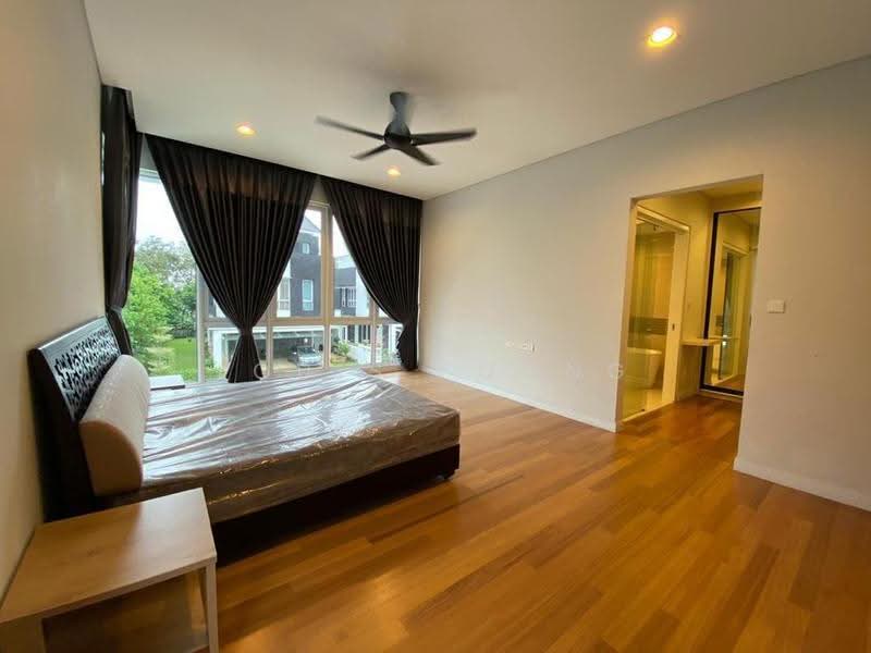 Bungalow House for Rent in Sunway Damansara (Kota Damansara) - Louis Foong - Bedroom - PropertyGuru.com.my