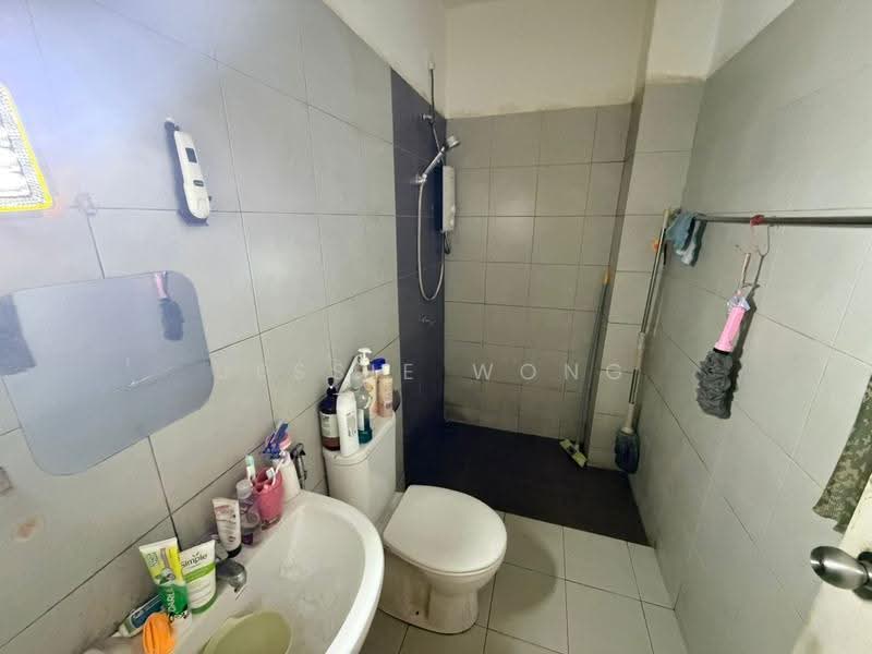 2-storey Terraced House for Sale in Bandar Tasik Puteri (Rawang) - Jessie Wong - Bathroom - PropertyGuru.com.my