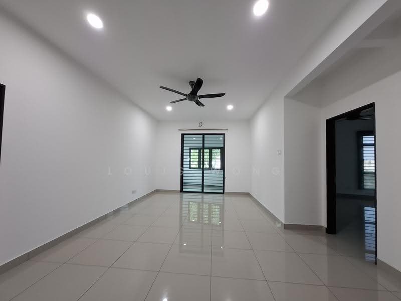 Rumah Teres 2-Tingkat untuk Dijual di Bandar Damai Perdana (Cheras) - Louis Wong - Living Room - PropertyGuru.com.my