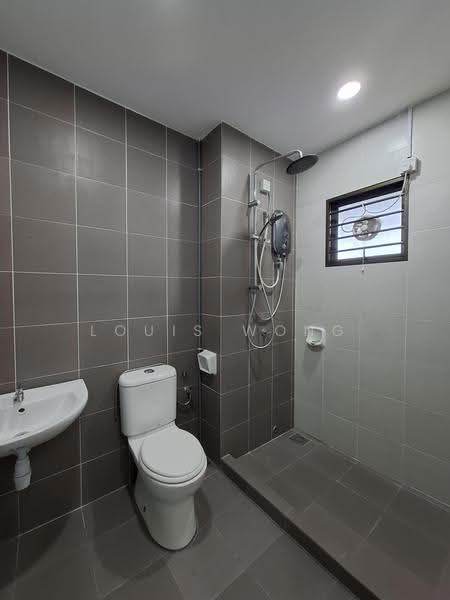 Rumah Teres 2-Tingkat untuk Dijual di Bandar Damai Perdana (Cheras) - Louis Wong - Bathroom - PropertyGuru.com.my
