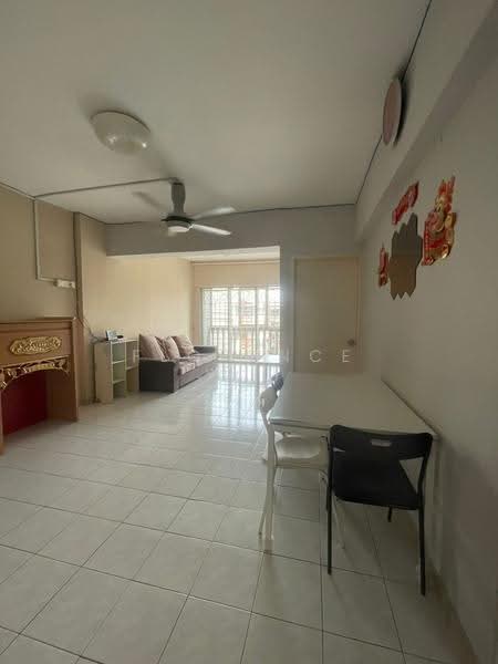 Pangsapuri untuk Disewa di Sri Camellia - Florence You - Living Room - PropertyGuru.com.my