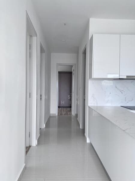 Service Residence for Rent at Hampton Height Damansara - Shu Syen Chin - Corridor - PropertyGuru.com.my
