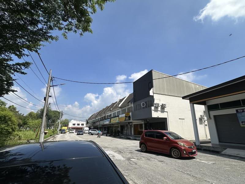 Shop for Sale in Taman Pasir Emas (Lahat) - Levi Chong - Exterior - PropertyGuru.com.my