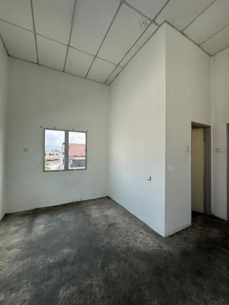 Shop for Sale in Taman Pasir Emas (Lahat) - Levi Chong - Interior - PropertyGuru.com.my